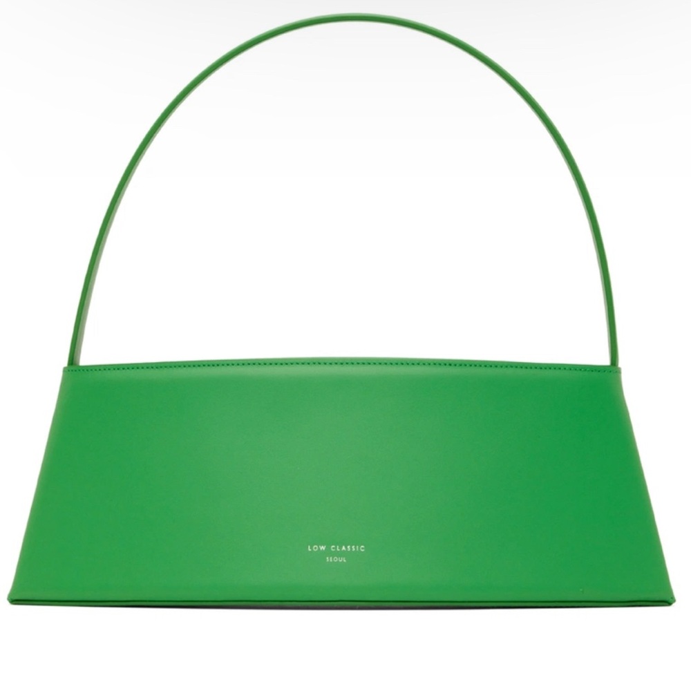 Low Classic Curve Bag